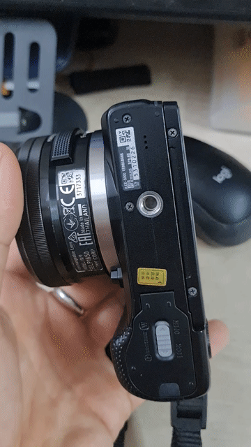 Bán Gấp trong ngày: Máy ảnh Sony A5000 Đen. Mua bán Máy ảnh, Máy quay tại Quận Đống Đa Hà Nội được đăng bởi Le hình 1
