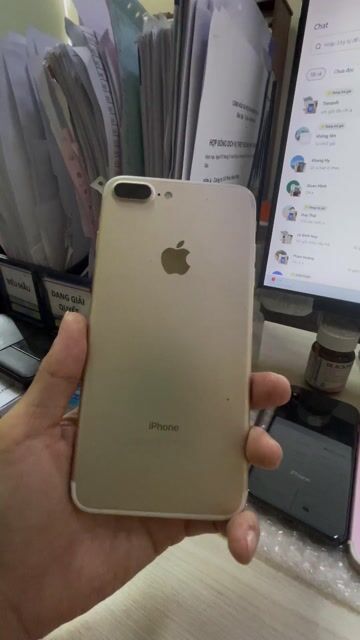 Apple iPhone 7 Plus 128GB Vàng q tế zin full. Mua bán Điện thoại tại Quận Bình Tân Tp Hồ Chí Minh được đăng bởi Tantaimobile hình 1