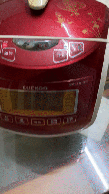 Nồi cơm điện Cuckoo CRP-LX1010FR Hàn Quốc. Mua bán Bếp, lò, đồ điện nhà bếp tại Huyện Thạch Thất Hà Nội được đăng bởi Đặng Xuân Hải hình 1