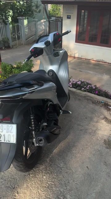 Honda SH 125. Mua bán Xe máy tại Thành phố Đà Lạt Lâm Đồng được đăng bởi Nguyễn đức tới hình 1