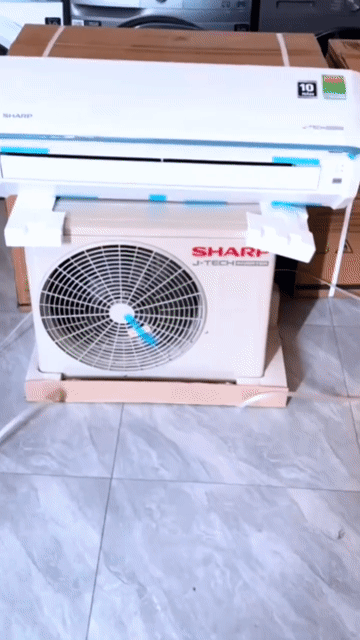 Máy lạnh Sharp 1.5 Inverter Mới - BÁN GÓP TẠI NHÀ. Mua bán Máy lạnh, điều hoà tại Quận 10 Tp Hồ Chí Minh được đăng bởi Ngọc Bích Điện Máy Trả Góp  hình 1