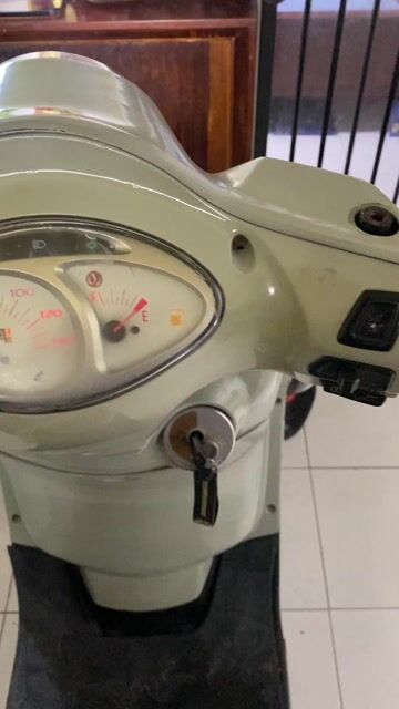 Attila Eliazabeth đời cao 2011 xe đẹp máy êm. Mua bán Xe máy tại Quận 5 Tp Hồ Chí Minh được đăng bởi JM hình 1