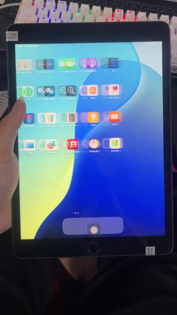 Apple iPad Gen 7 32GB Wifi Xám. Mua bán Máy tính bảng tại Quận Hai Bà Trưng Hà Nội được đăng bởi Gia Đồng hình 1