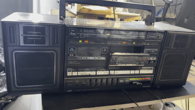 Đài Radio Cassette JVC PC-W350J Đen. Mua bán Tivi, Âm thanh tại Thành phố Thủ Đức Tp Hồ Chí Minh được đăng bởi Nhân hình 1