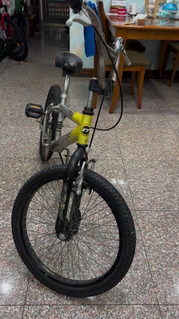 dư dùng cần bán xe đạp học sinh. Mua bán Xe đạp tại Quận 7 Tp Hồ Chí Minh được đăng bởi nguyen duc bao hình 1