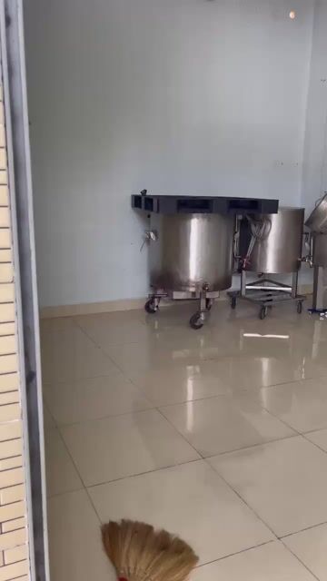 Máy làm giò chả Thép không gỉ. Mua bán Bếp, lò, đồ điện nhà bếp tại Huyện Củ Chi Tp Hồ Chí Minh được đăng bởi NGUYỄN XUÂN HẢI hình 1