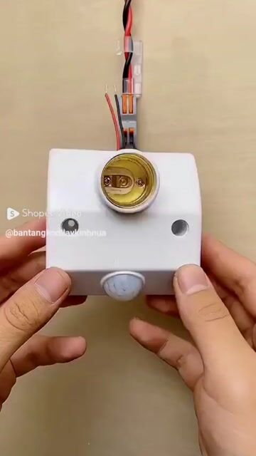 Đuôi đèn cảm ứng chuyển động hồng ngoại. Mua bán Đèn tại Thành phố Thủ Đức Tp Hồ Chí Minh được đăng bởi Nguyễn Bình Minh hình 1