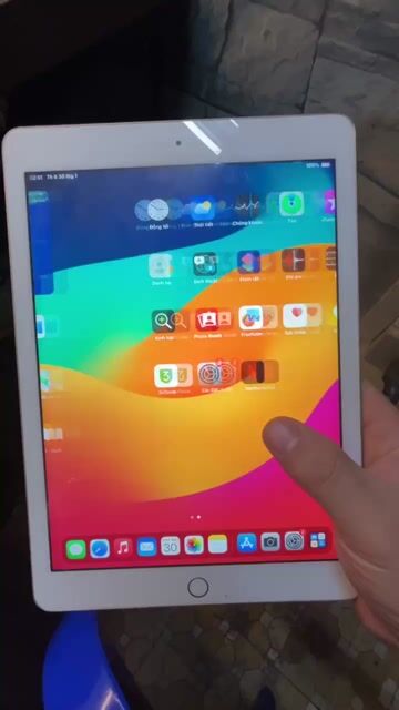 Ipad gen 6 128GB Wifi. Máy dung lượng cao, ship HN. Mua bán Máy tính bảng tại Quận Hai Bà Trưng Hà Nội được đăng bởi Đỗ Trung Hiếu hình 1