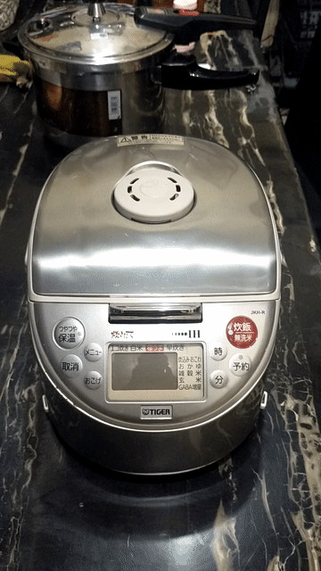 Nồi cơm điện Tiger 1.0L. Mua bán Bếp, lò, đồ điện nhà bếp tại Huyện Củ Chi Tp Hồ Chí Minh được đăng bởi Tiến Dũng hình 1