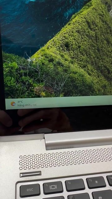 HP Elitebook 840 G5 i7-8650U cảm ứng 8GB/128GB. Mua bán Laptop tại Quận 5 Tp Hồ Chí Minh được đăng bởi Truong Nguyen hình 1