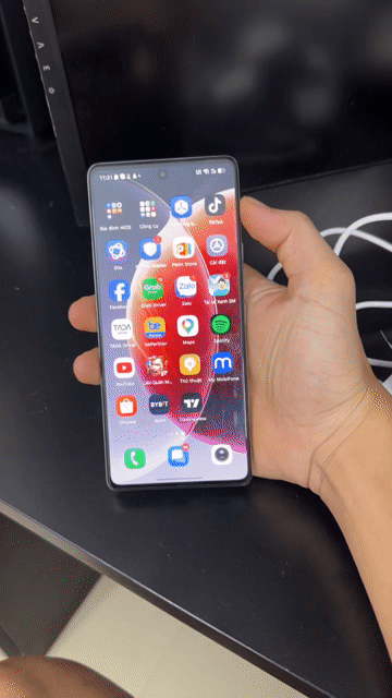 Tecno Camon 30 Trắng 256GB - Còn Bảo Hành. Mua bán Điện thoại tại Thành phố Biên Hòa Đồng Nai được đăng bởi Sang Nguyen Thanh hình 1