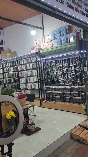 Sang nhượng cửa hàng phụ kiện điện thoại. Dịch vụ tại Huyện Bình Chánh Tp Hồ Chí Minh được đăng bởi Hung vo hình 1