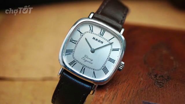 Đồng hồ Rado Cherry Elegance Tank Lên Dây Thụy Sĩ. Mua bán Đồng hồ tại Quận 3 Tp Hồ Chí Minh được đăng bởi Đồng Hồ Nội Địa Nhật hình 1