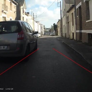 Close pass in a curve Shared on UpRide: Abused for being in the primary position