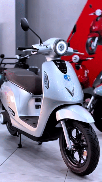 Xe máy điện Evo Grand Lite - Góp Tư Nhân. Mua bán Xe máy tại Quận 10 Tp Hồ Chí Minh được đăng bởi Lê Hiếu Điện Máy Trả Góp hình 1