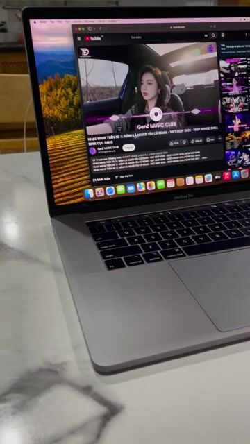 Apple MacBook Pro Core i7 15.6 in 256GB. Mua bán Laptop tại Thành phố Biên Hòa Đồng Nai được đăng bởi Vẫn đợi em  hình 1