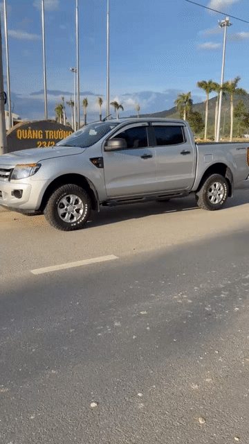 Ford Ranger XLS 2015 Tự động Bạc. Mua bán Ô tô tại Thị xã An Khê Gia Lai được đăng bởi Gia Thắng hình 1