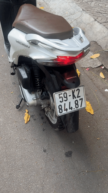 Honda Vision 2023 Trắng 9000km. Mua bán Xe máy tại Quận 6 Tp Hồ Chí Minh được đăng bởi mạnh tiến hình 1
