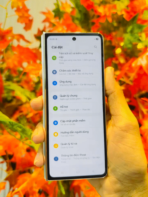 Samsung Galaxy Z Fold5 256GB Trắng. Mua bán Điện thoại tại Quận Ninh Kiều Cần Thơ được đăng bởi Khả Hân PNC hình 1