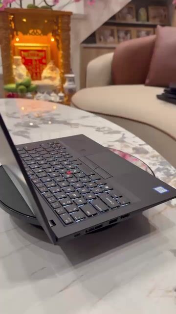 Thinkpad X1 Carbon Gen 6 i5-8th 8GB/128GB. Mua bán Laptop tại Quận Tân Phú Tp Hồ Chí Minh được đăng bởi Laptop Việt Mỹ hình 1