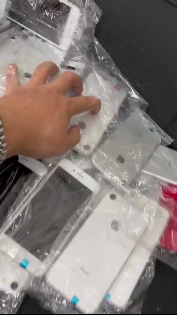 Sẵn số lượng  iPhone 7 qte zin đẹp full chức năng. Mua bán Điện thoại tại Quận Gò Vấp Tp Hồ Chí Minh được đăng bởi Duy Anh hình 1