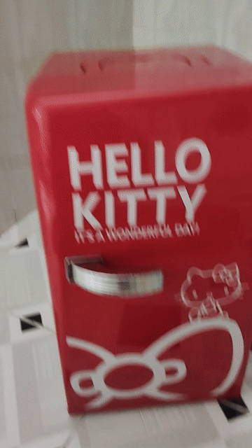 Tủ lạnh mini Hello Kitty Đỏ Mới 100%. Mua bán Tủ lạnh tại Quận Bình Tân Tp Hồ Chí Minh được đăng bởi Bơ hình 1