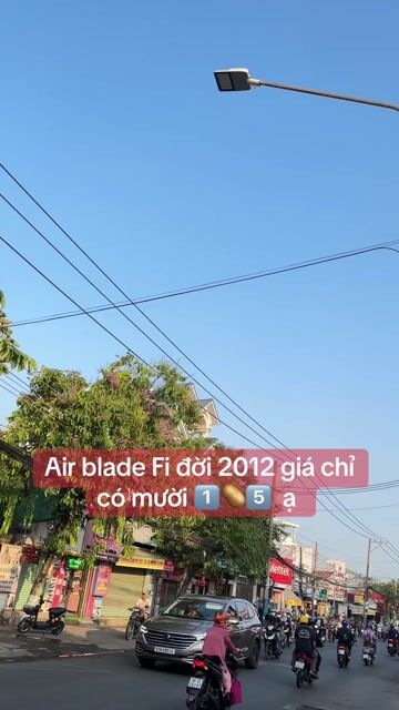 Honda Air Blade Đen vàng đồng. Mua bán Xe máy tại Thành phố Thủ Đức Tp Hồ Chí Minh được đăng bởi Xe máy Anh Thư hình 1