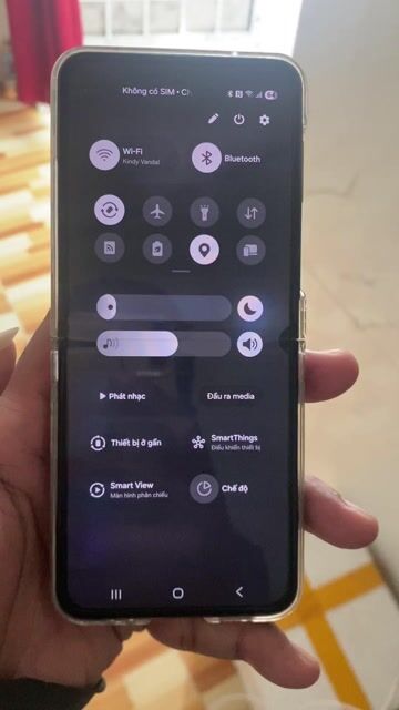 Samsung Galaxy Z Flip4 512GB Đen Hư màn hình. Mua bán Điện thoại tại Quận 12 Tp Hồ Chí Minh được đăng bởi thuan hình 1