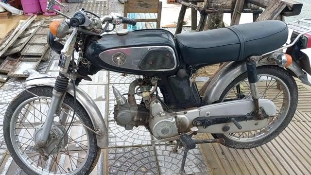 Honda 67 1974 Đen. Mua bán Xe máy tại Huyện Phú Vang Thừa Thiên Huế được đăng bởi Lũy Phi Yến hình 1