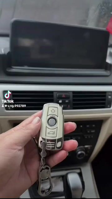 BMW 320i   xe mới Đăng kiểm 2026. Mua bán Ô tô tại Thành phố Thủ Dầu Một Bình Dương được đăng bởi Chí ngưyễn hình 1