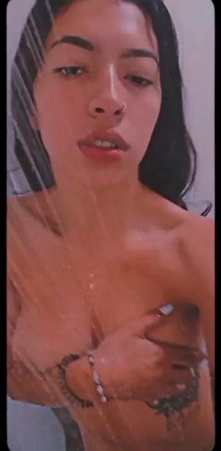 Model - Melanie squirt