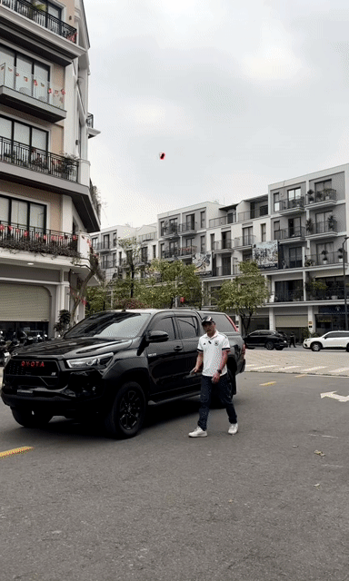 𝐓𝐨𝐲𝐨𝐭𝐚 𝐇𝐈𝐋𝐔𝐗 𝐀𝐝𝐯𝐞𝐧𝐭𝐮𝐫𝐞 𝟒𝐗𝟒 𝐬x 𝟐𝟎𝟐𝟒 𝐧𝐡𝐚̣̂𝐩 𝐭𝐡𝐚́𝐢. Mua bán Ô tô tại Quận Long Biên Hà Nội được đăng bởi Quang Anh hình 1