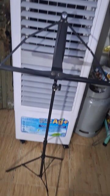 Giá đỡ bản nhạc Perlman Music. Mua bán Nhạc cụ tại Quận Tân Phú Tp Hồ Chí Minh được đăng bởi Ngoc Quyên hình 1