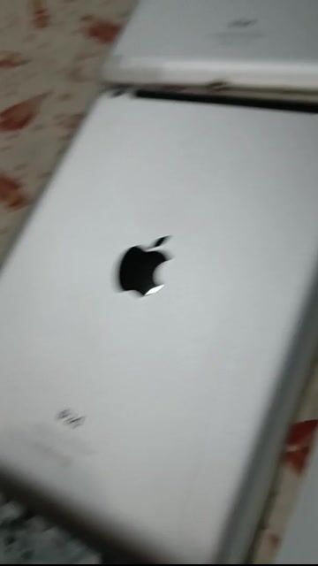 Ipad 4  16gb. Wifi. Mua bán Máy tính bảng tại Thành phố Vĩnh Long Vĩnh Long được đăng bởi Laptop Ipad Tablet LCD  hình 1