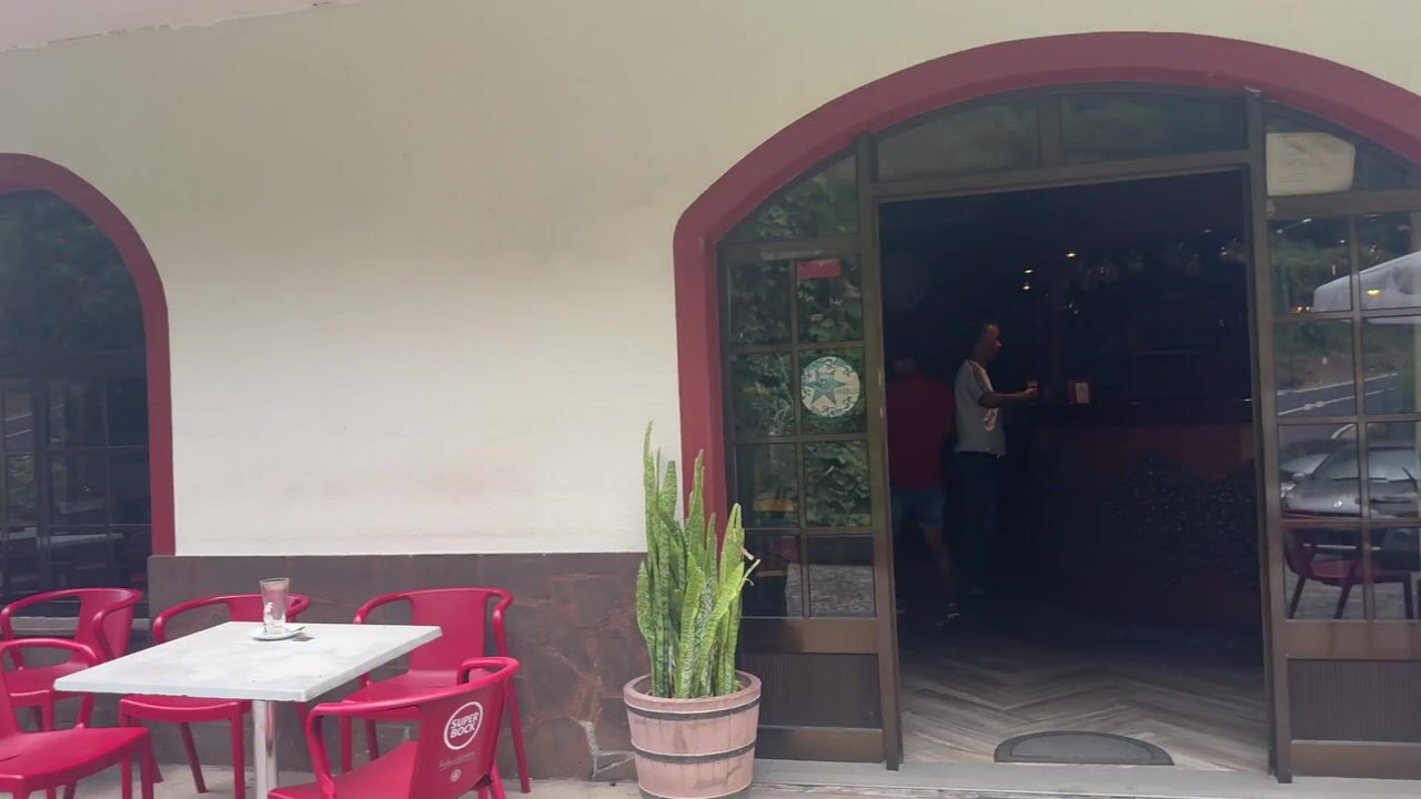 O Arco arched entrance: video from Restaurante O Arco, Madeira