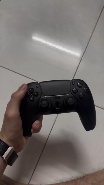 Tay cầm chơi game P4 Plus ( Đen ). Mua bán Thiết bị chơi game tại Thành phố Dĩ An Bình Dương được đăng bởi Bùi Võ Anh Kiệt hình 1
