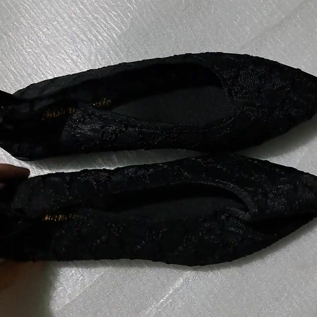 Giày bệt nữ ren size 37. Mua bán Giày dép tại Thành phố Thủ Đức Tp Hồ Chí Minh được đăng bởi Tuấn Tuấn hình 1