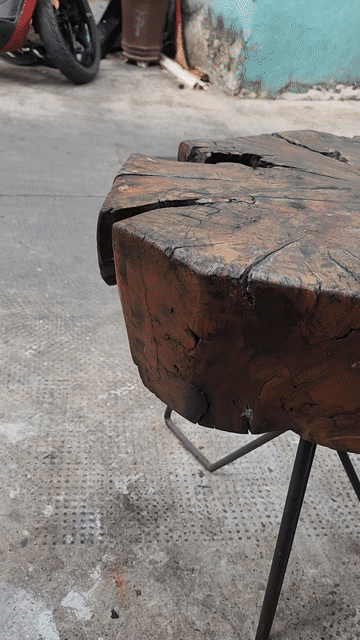 Bàn gỗ gốc cây nguyên khối 15cm trong hình. Mua bán Bàn ghế tại Quận 4 Tp Hồ Chí Minh được đăng bởi kim phát hình 1