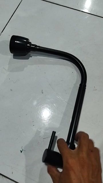 Vòi rửa bát Kim loại Đen Cổ ngỗng chống rò rỉ. Mua bán Thiết bị vệ sinh, nhà tắm tại Quận Tân Phú Tp Hồ Chí Minh được đăng bởi Cụ Già Khó Tính hình 1