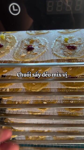 Chuối sấy dẻo mix hạt hộp 200gram. Mua bán Đồ ăn, thực phẩm và các loại khác tại Huyện Vĩnh Cửu Đồng Nai được đăng bởi Lâm Hùng hình 1