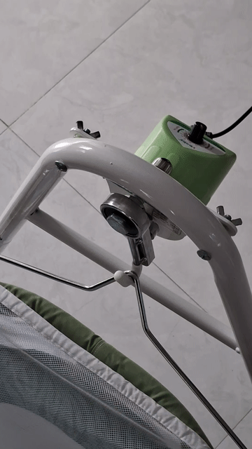 Nôi điện Autoru Xanh lá. Mua bán Mẹ và bé tại Huyện Giồng Riềng Kiên Giang được đăng bởi Kieu Nguyen hình 1