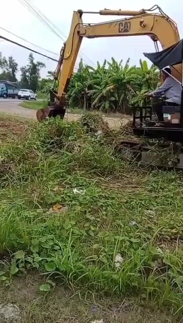 Máy xúc CAT đùi nhong. Mua bán Phương tiện khác tại Huyện Đức Hòa Long An được đăng bởi Sang tran hình 1