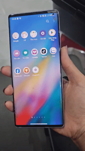 LG Wing Vỡ màn hình. Mua bán Điện thoại tại Quận Hà Đông Hà Nội được đăng bởi Tran Linh hình 1