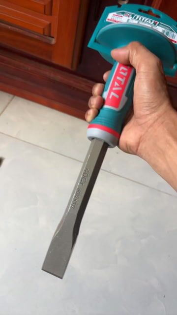 Mũi đục Total THT4532519 Thép Cr. Mua bán Đồ chuyên dụng, Giống nuôi trồng tại Thành phố Kon Tum Kon Tum được đăng bởi Võ Hoàng Thanh Quốc hình 1