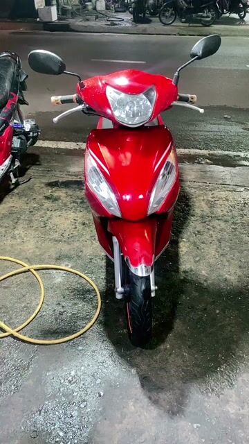 Honda Vision 2011 màu Đỏ. Mua bán Xe máy tại Huyện Bình Chánh Tp Hồ Chí Minh được đăng bởi Bình tĩnh sống hình 1