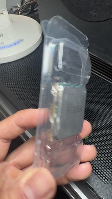 CPU AMD Ryzen 5 2600 Đã sử dụng. Mua bán Linh kiện (RAM, Card...) tại Quận Bình Tân Tp Hồ Chí Minh được đăng bởi Hoàng Nhân hình 1