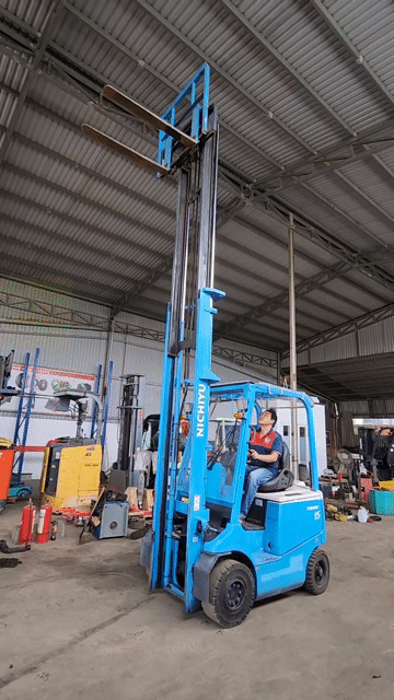 Xe nâng điện 1.5 tấn,  có dịch giá, nâng cao 5m. Mua bán Phương tiện khác tại Quận Bình Tân Tp Hồ Chí Minh được đăng bởi Xe Nâng Khuê Đăng hình 1
