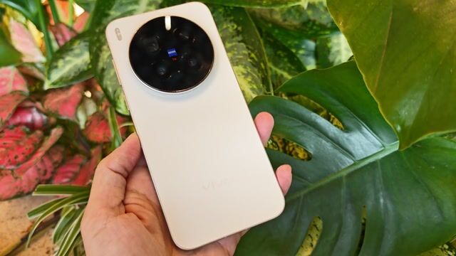 Vivo X300 Pro 256GB Trắng Tinh Khôi Like New Keng. Mua bán Điện thoại tại Quận 3 Tp Hồ Chí Minh được đăng bởi Minh Phạm hình 1