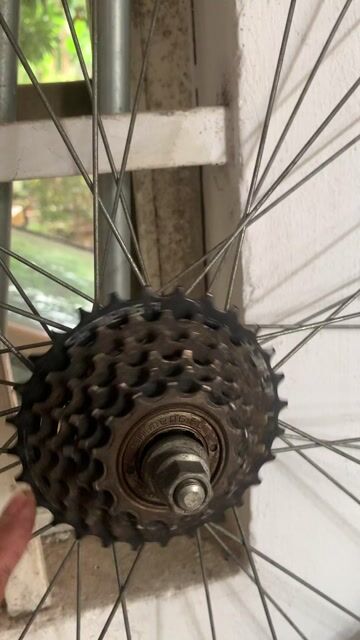 Phụ tùng xe đạp phổ thông sườn thép vành nhôm 700C. Mua bán Phụ tùng xe tại Thành phố Dĩ An Bình Dương được đăng bởi Vương Quang Thành hình 1