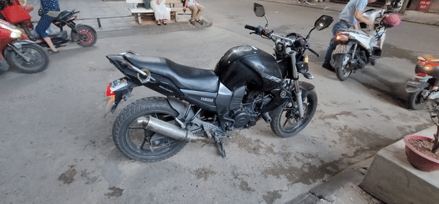 Yamaha FZ153cc Đen Ấn Độ. Mua bán Xe máy tại Huyện Thanh Trì Hà Nội được đăng bởi Khanh_Frank Phạm hình 1